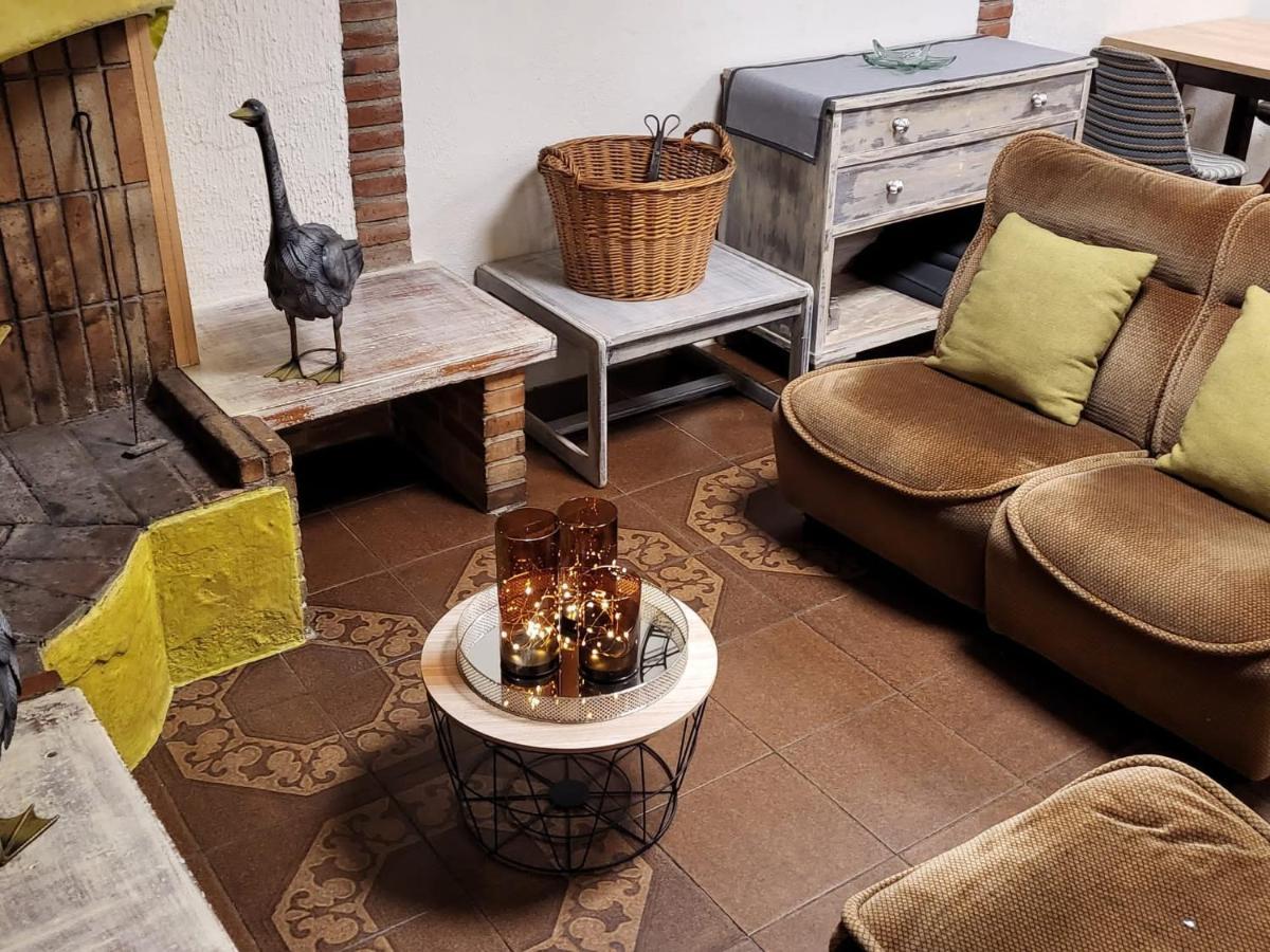 سانت إلاري ساكالم Hostal Torras المظهر الخارجي الصورة
