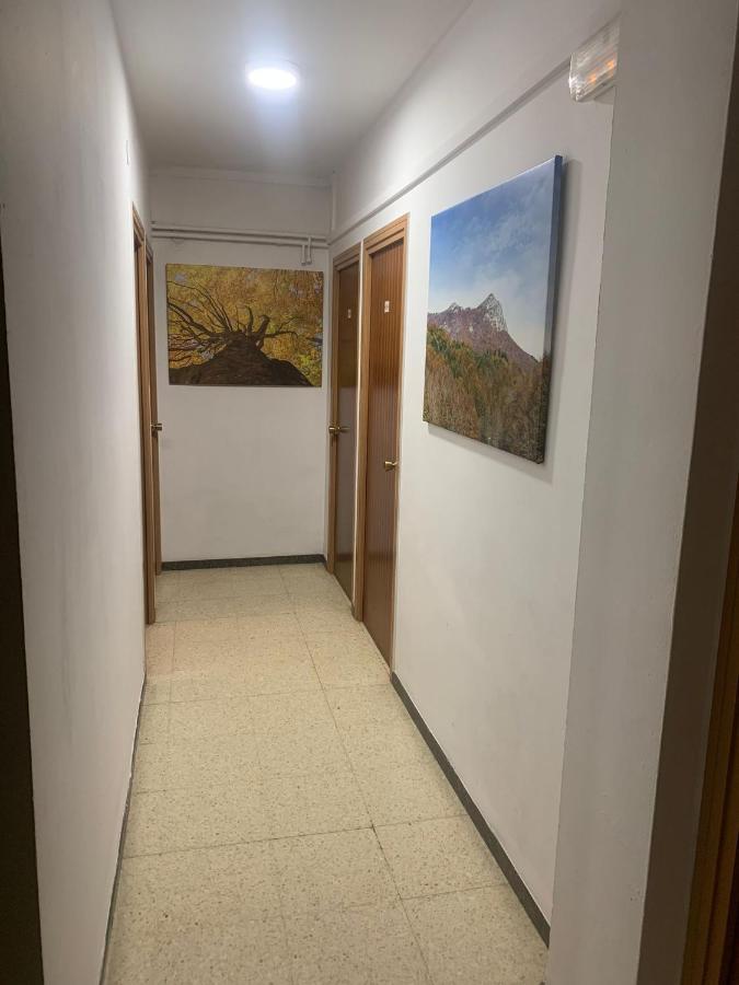 سانت إلاري ساكالم Hostal Torras المظهر الخارجي الصورة